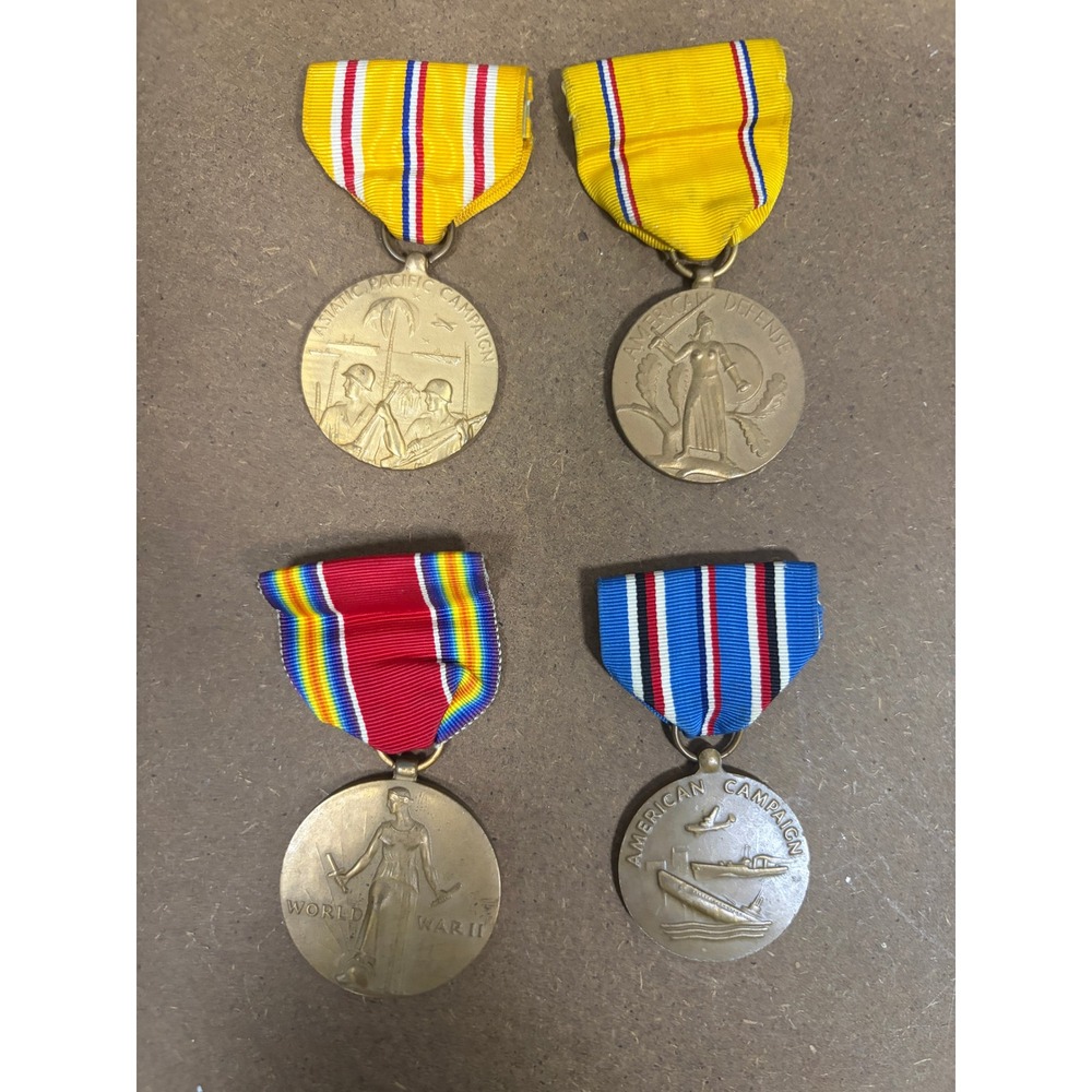 4 WWII US Military‎ Medals Asiatic Pacific American Defense Victory Campaign Set